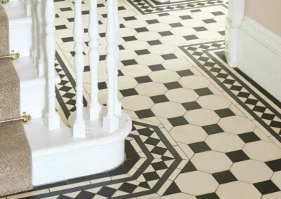 Original Style Victorian Floor - Chesterfield with Melville Border in Dover White and Black (Hallway)