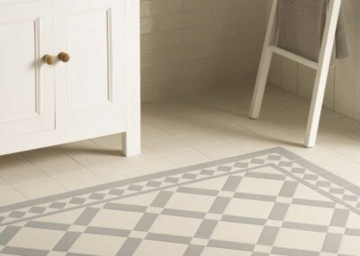 Original Style Victorian Floor - Falkirk Pattern in Dover White and Grey with Winchester Porcelain Arcadian Wall Tiles