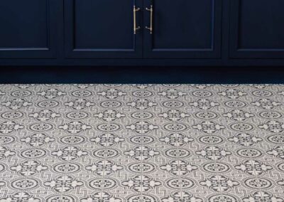 Original Style Victorian Floor Tiles - Salisbury (7969V) with LBC Camelia Slider