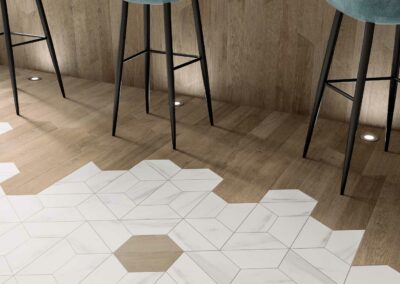 60 ° Trapezium Calacatta & Wood Mid, with Chevron Wood Mid — WOW by Spacers